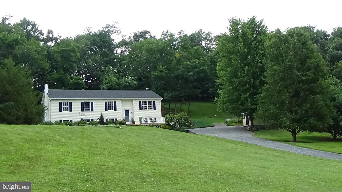1143 Bower Road photo 1