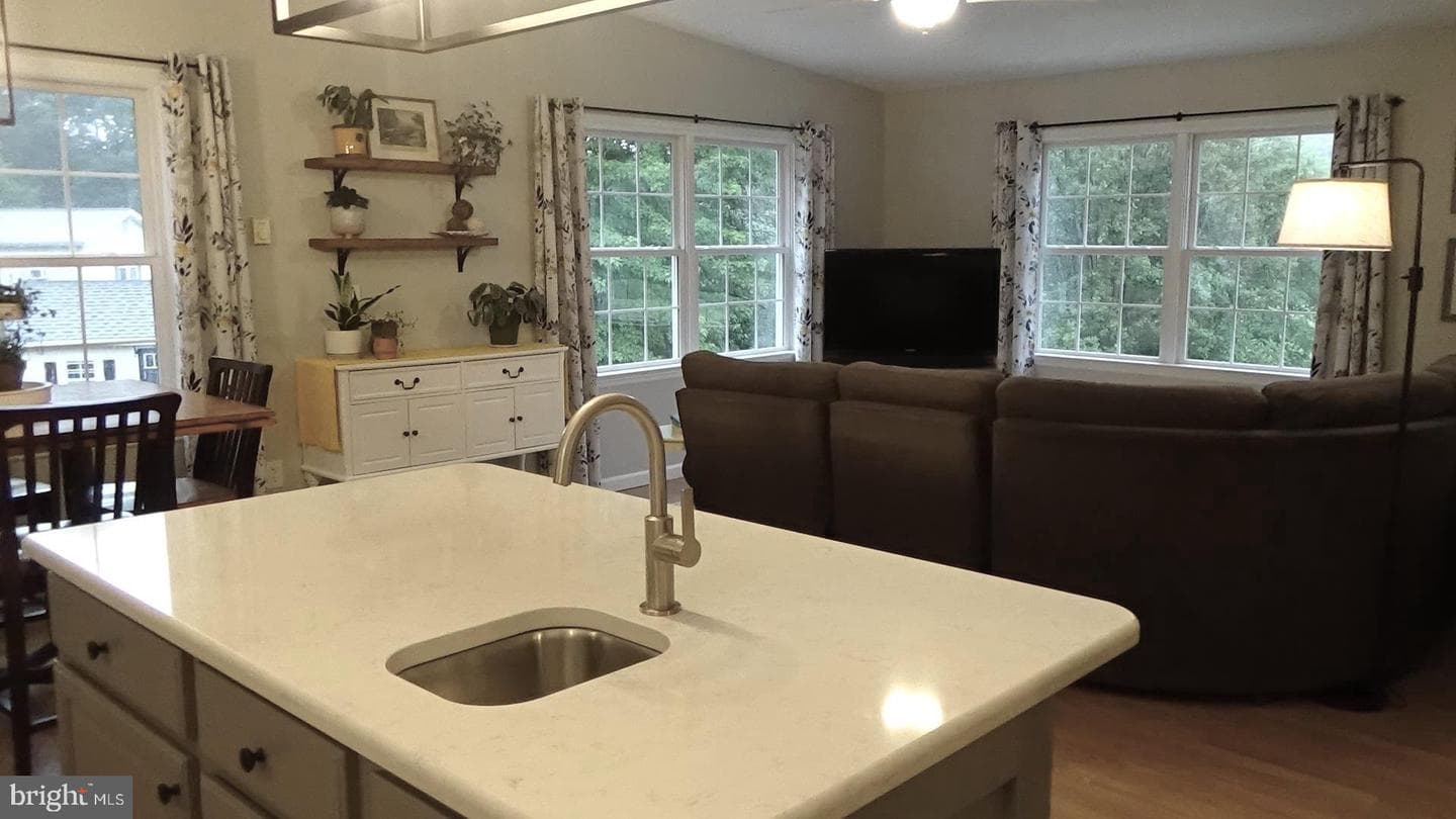 1143 Bower Road photo 10