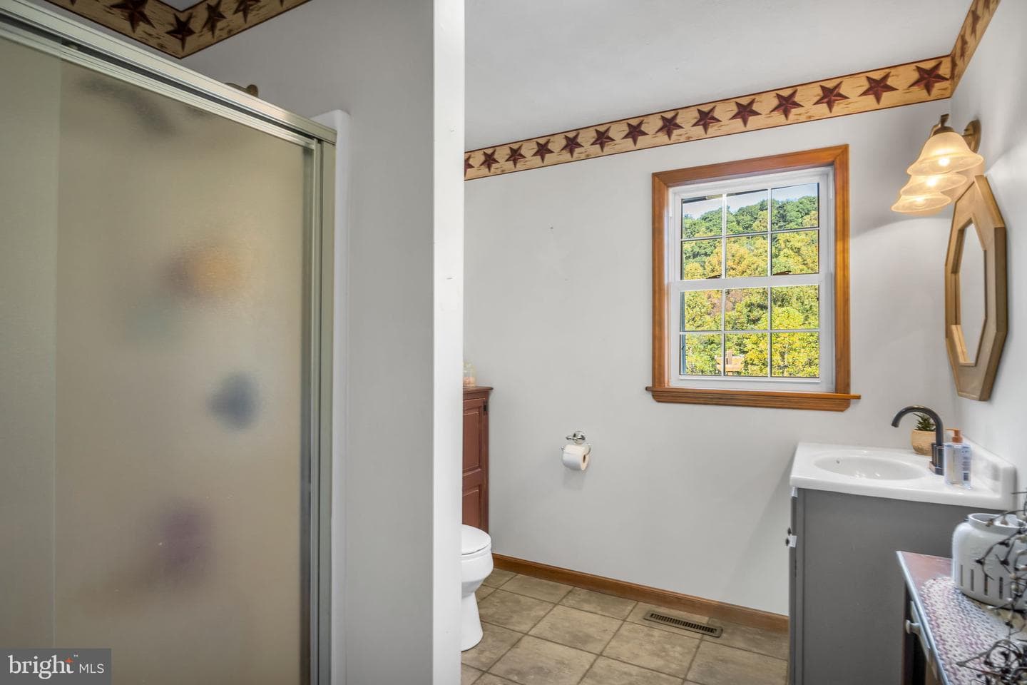 310 Greenbriar Road photo 11