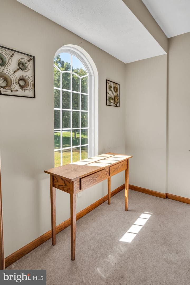 310 Greenbriar Road photo 19