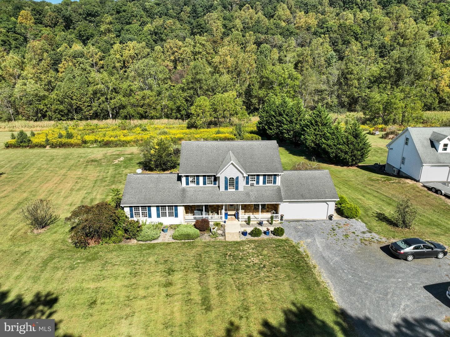 310 Greenbriar Road photo 25