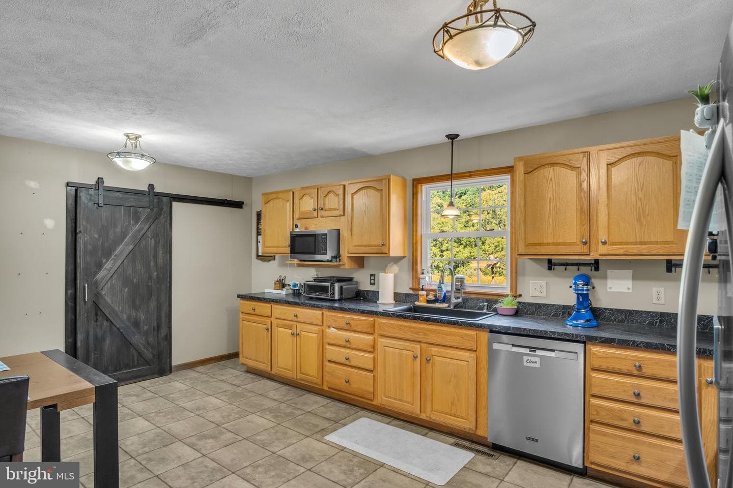 310 Greenbriar Road photo 4