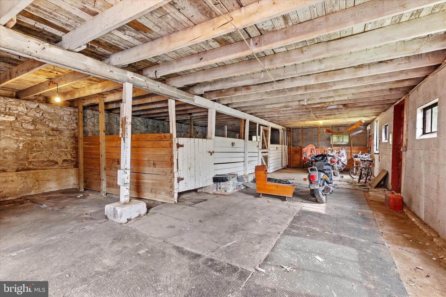 875 Valley Road photo 66