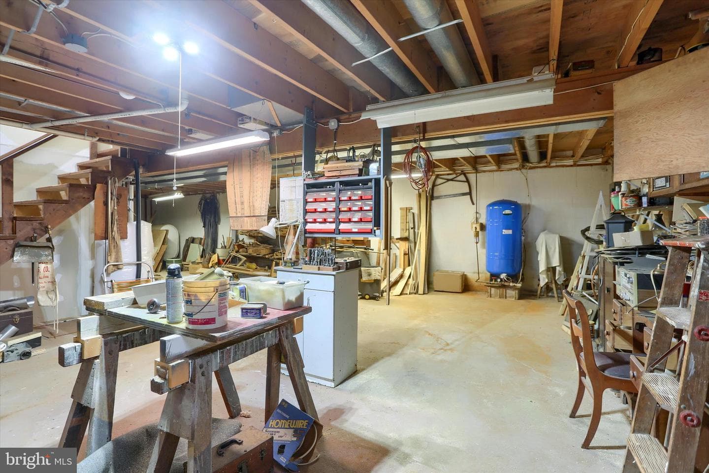 2751 Middle Ridge photo 24