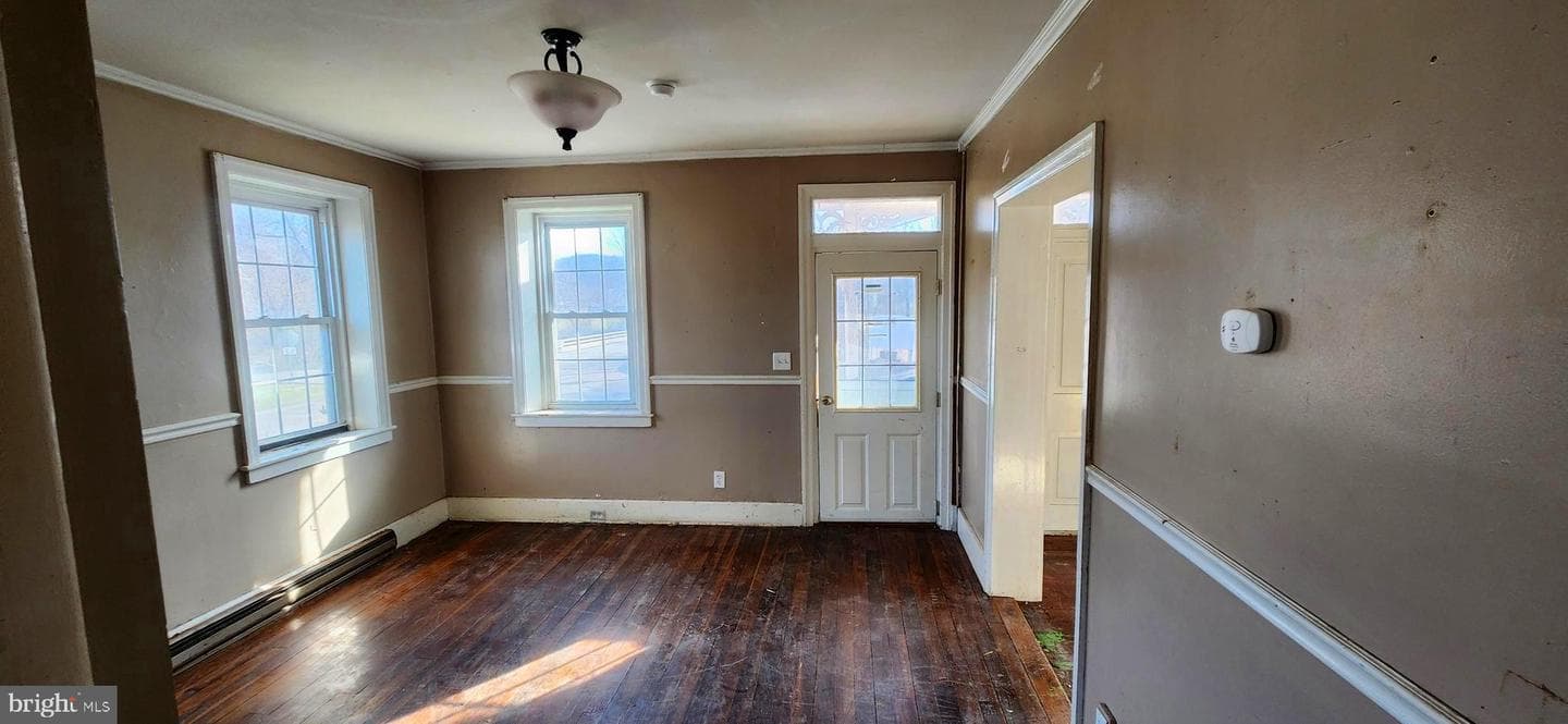 734 Bridgeport Road photo 13