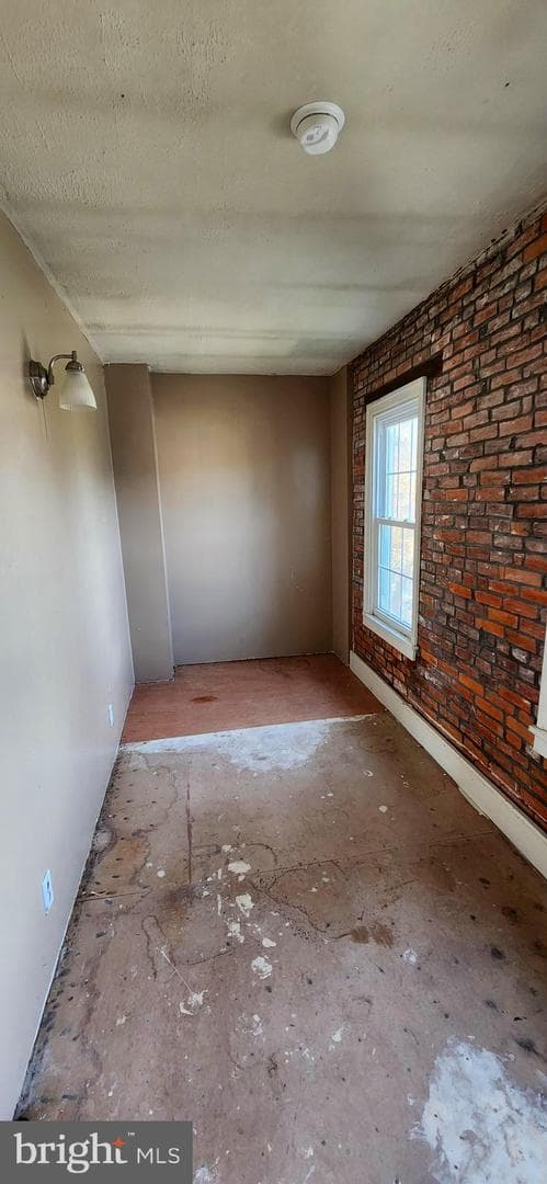 734 Bridgeport Road photo 28