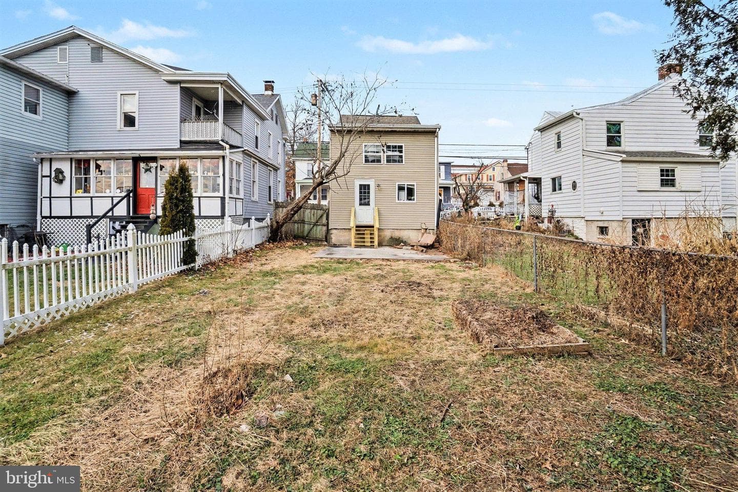 122 N High Street photo 22