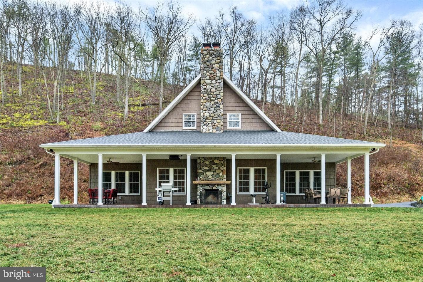 1232 Newport Road photo 2