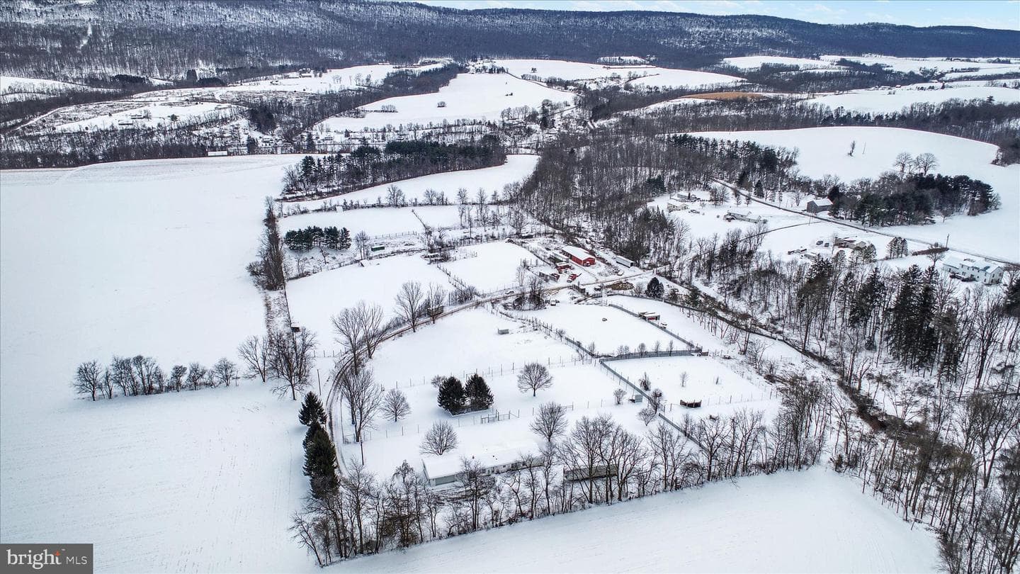 399 Windy Hill Road photo 32