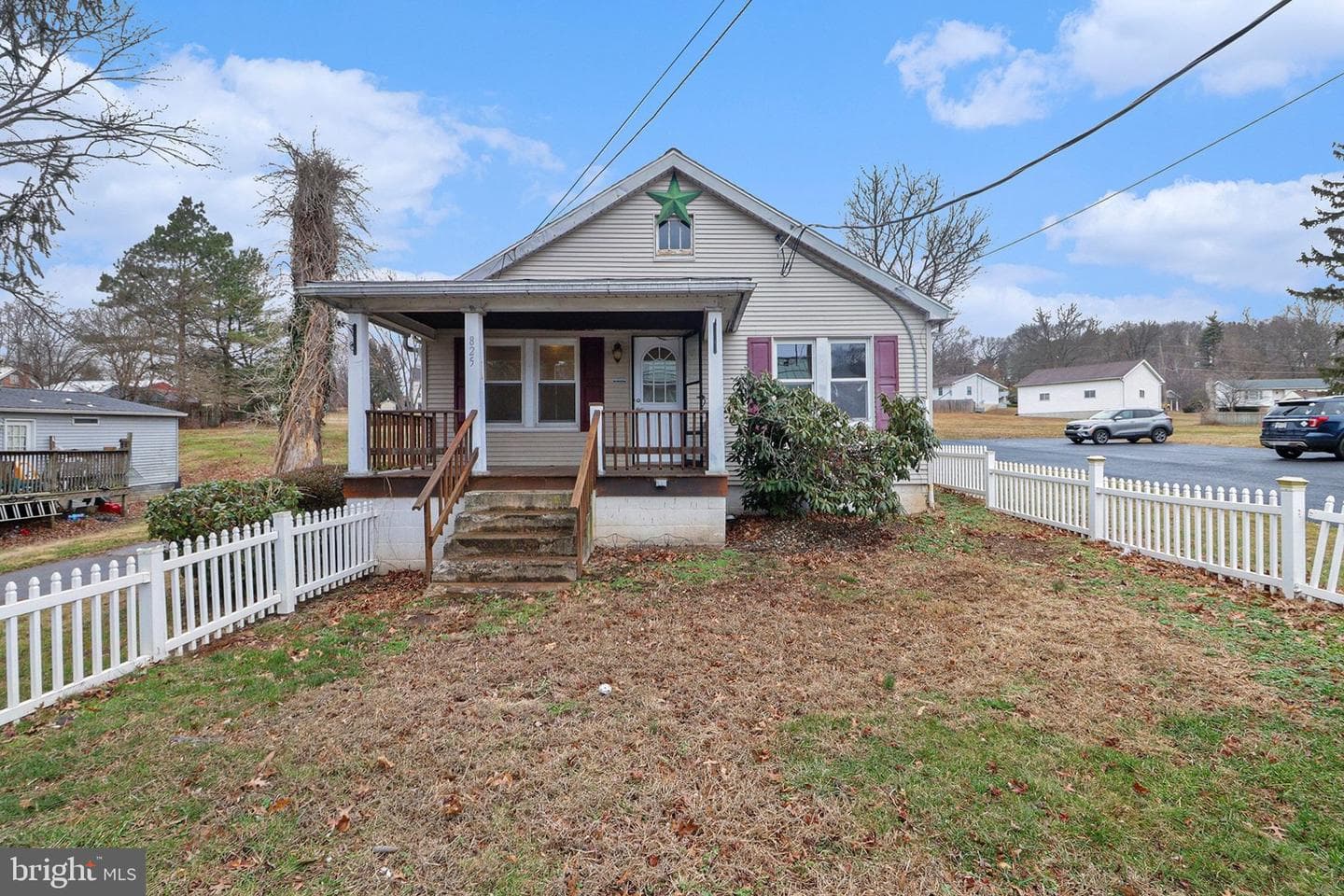 825 N Lincoln Street photo 1