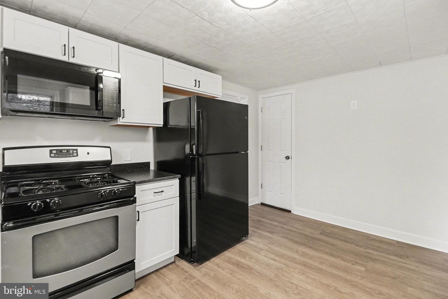 825 N Lincoln Street photo 12