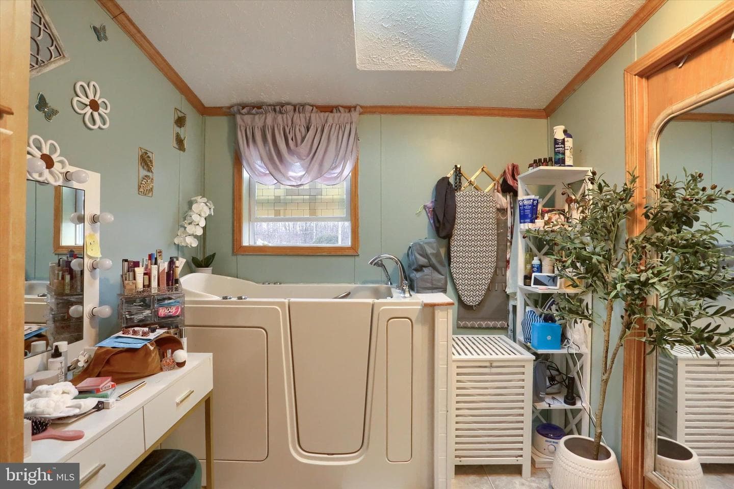 150 Mallory Boulevard photo 20