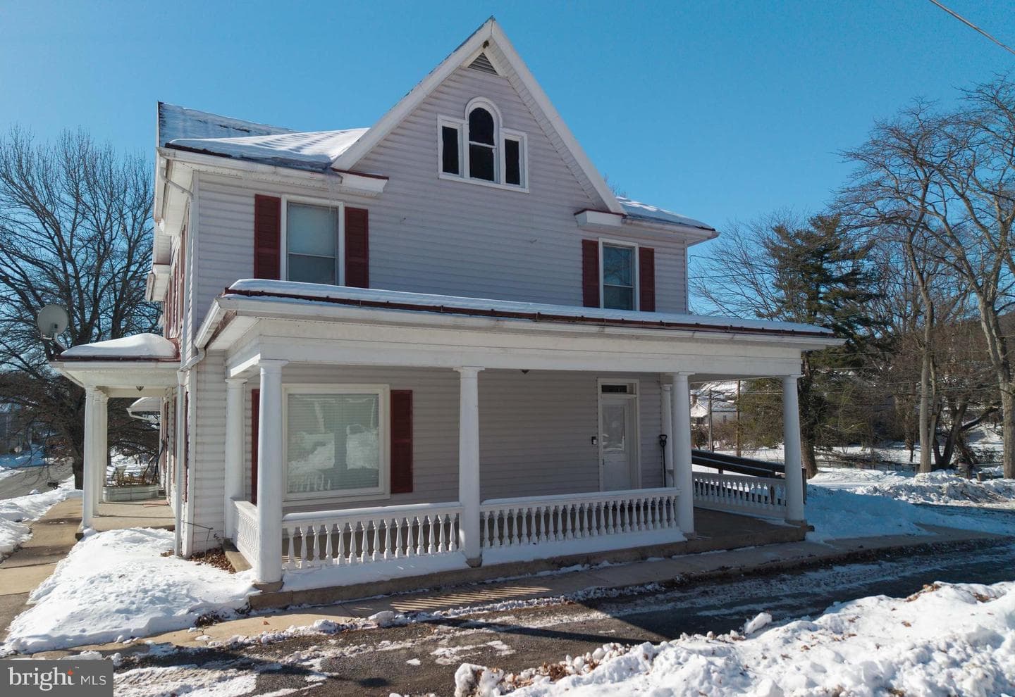 30 W Mcclure Street photo 3