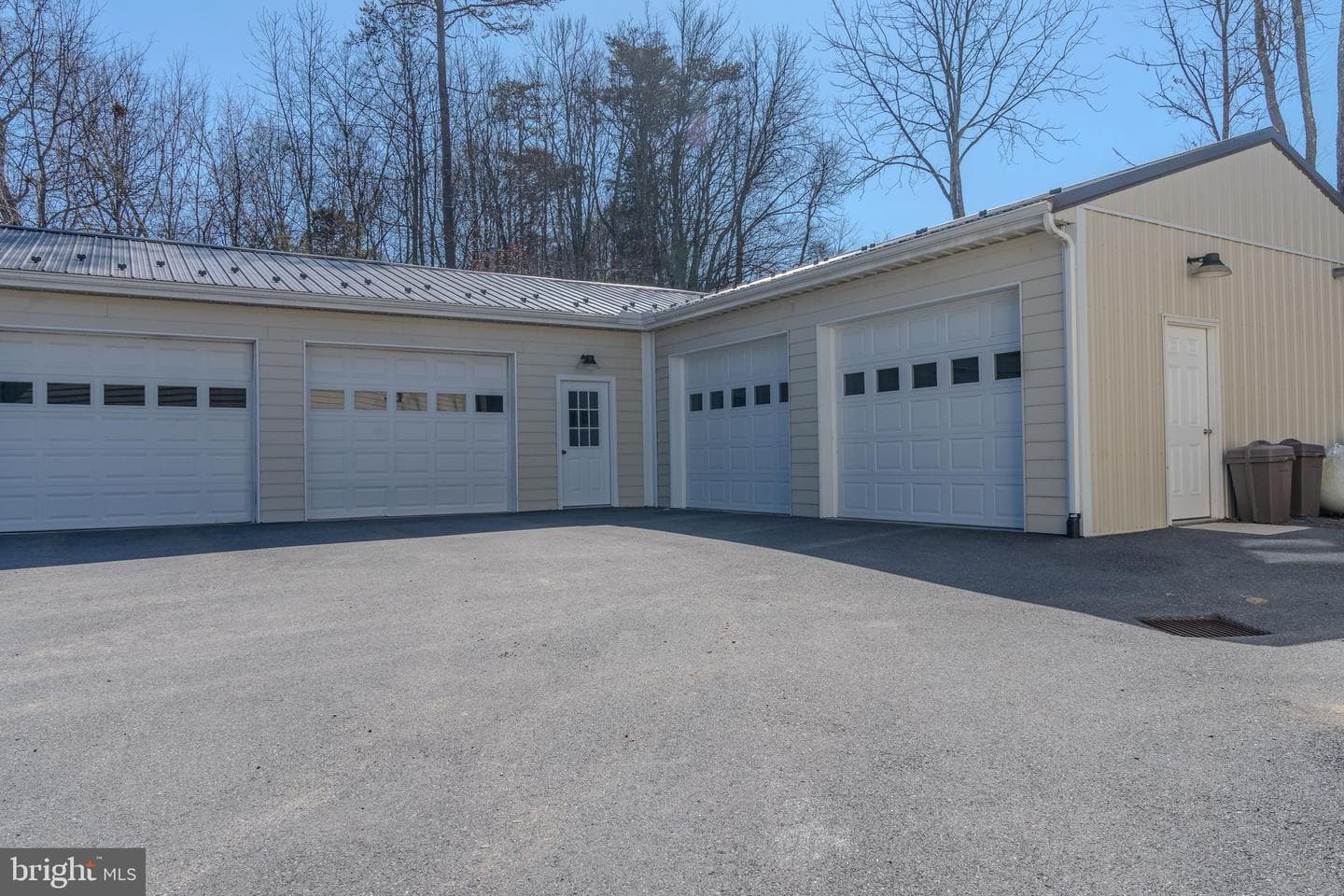 651 Robinson Road photo 59