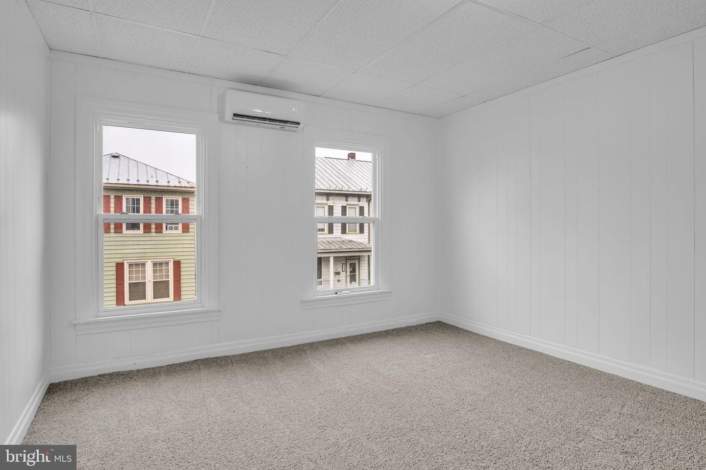 118 S 2nd Street photo 17