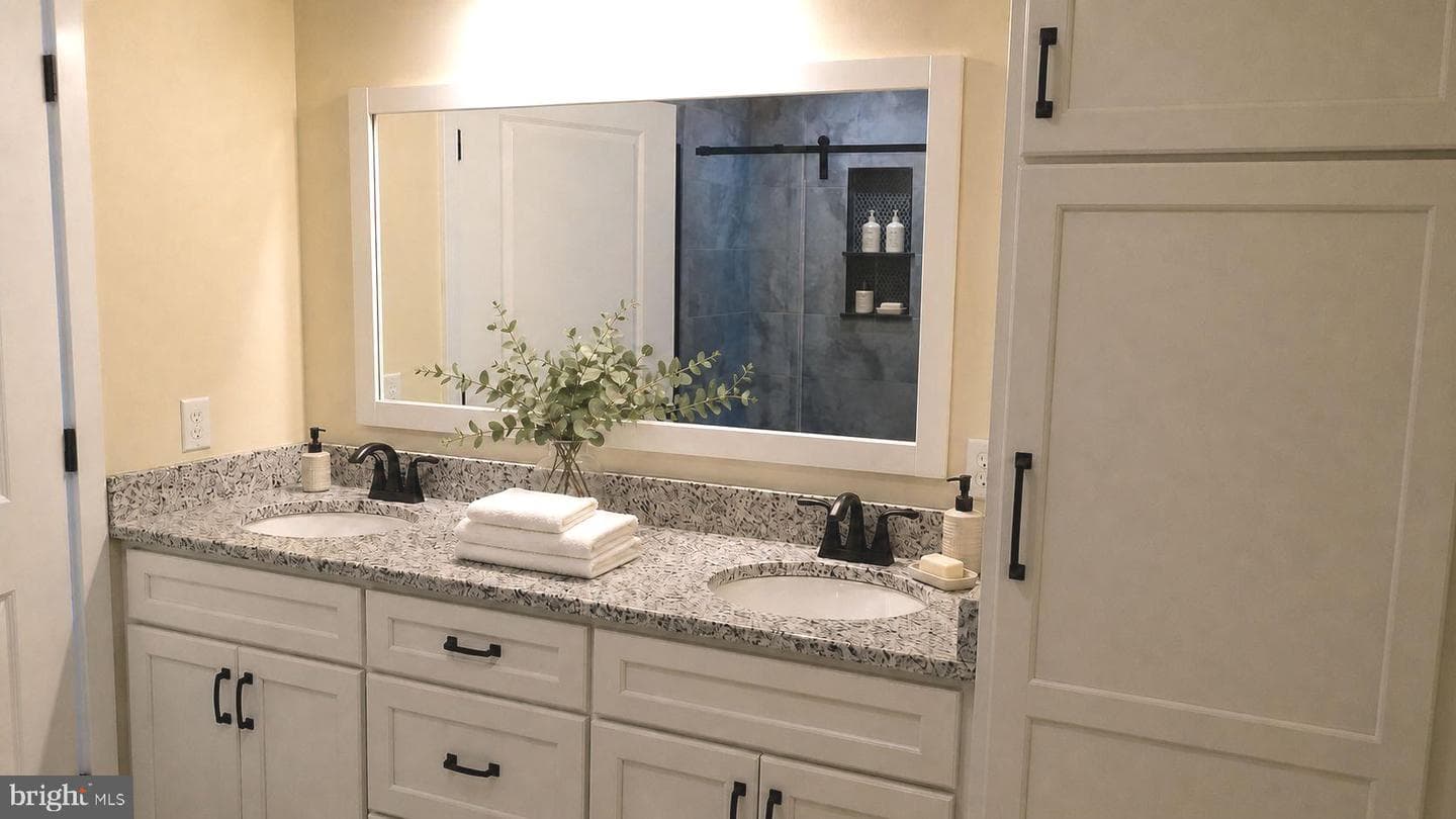 130 Soule Road photo 5