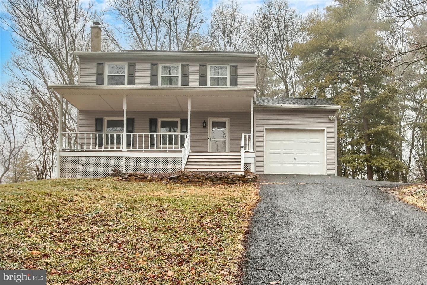 230 Woodridge Circle photo 1