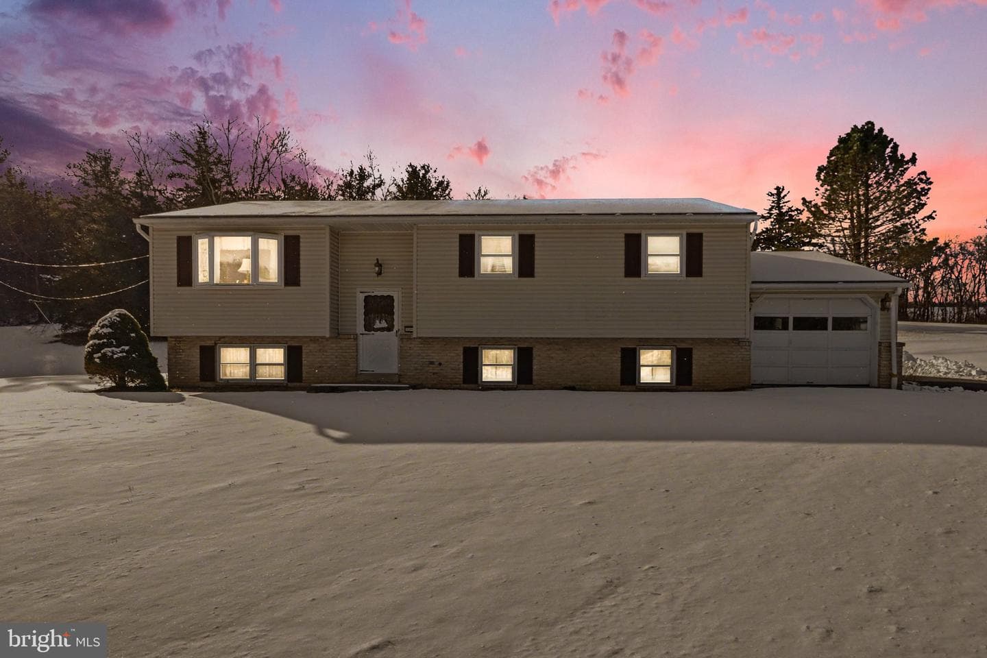 1358 Mannsville Road photo 4