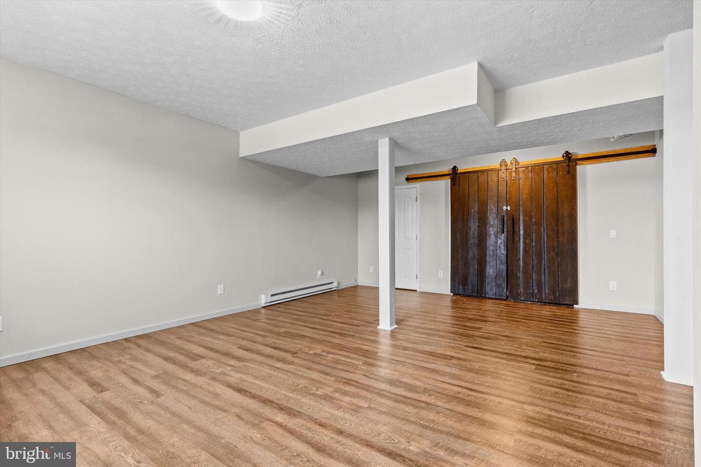 635 Newport Road photo 26