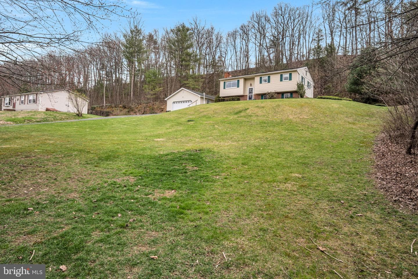 155 Greenbriar Road photo 4