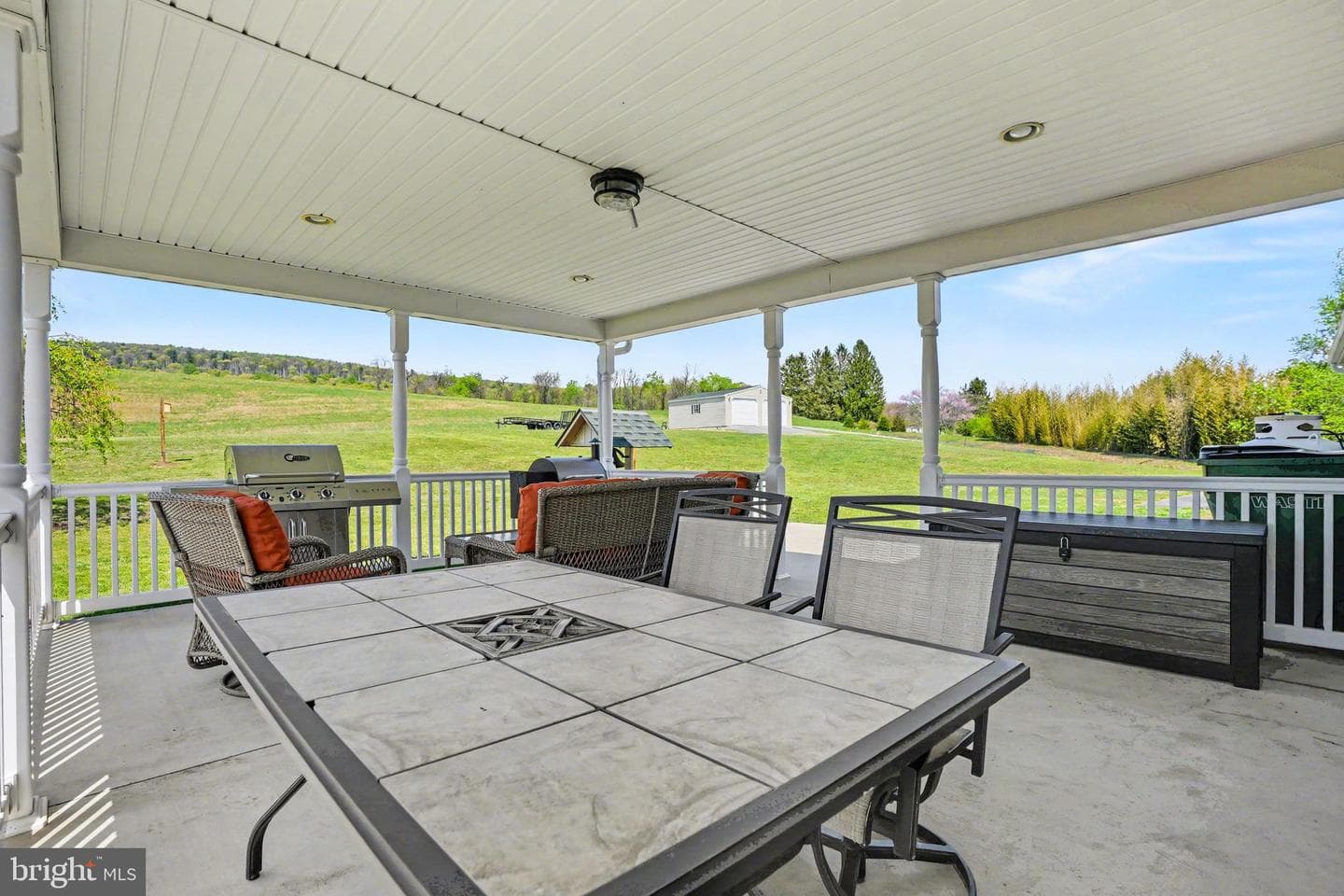 2755 Valley Road photo 23