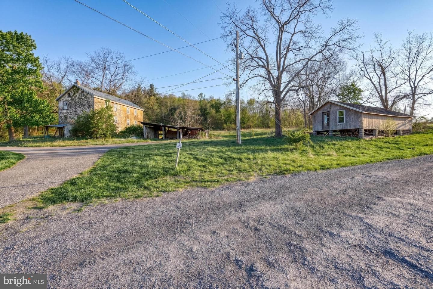 57 Metz Lane photo 5