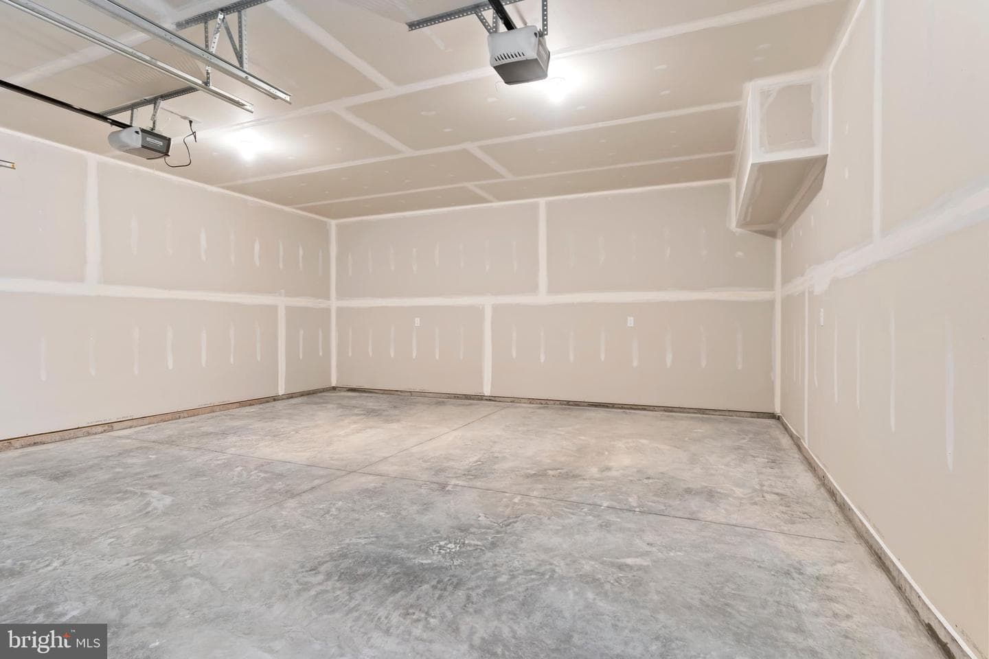 56 Pinetree Drive photo 49