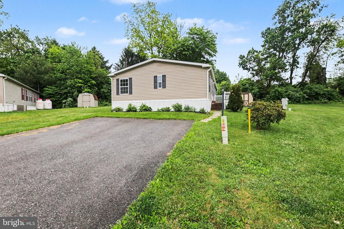 49 Meadowview Drive photo 17