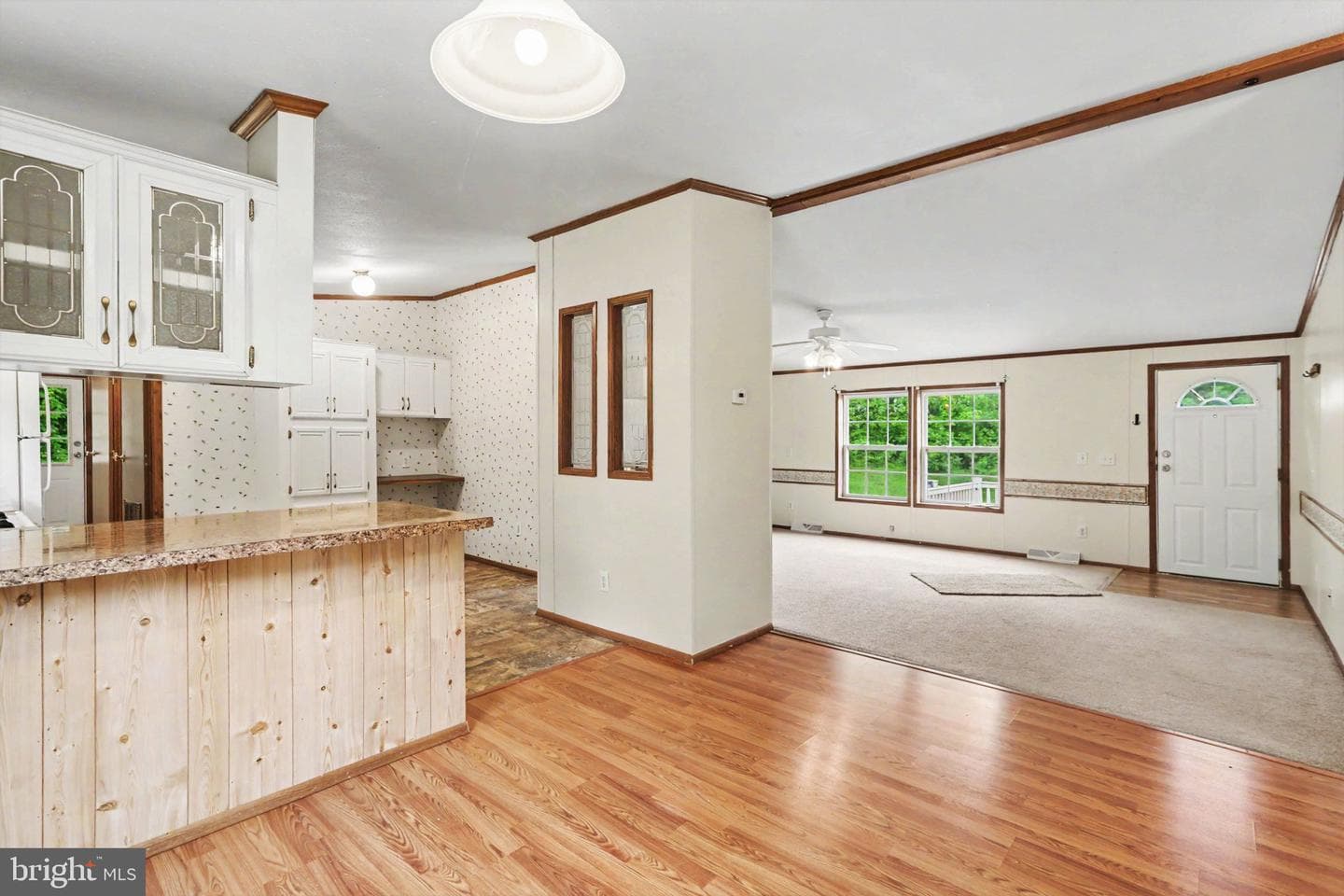 49 Meadowview Drive photo 5