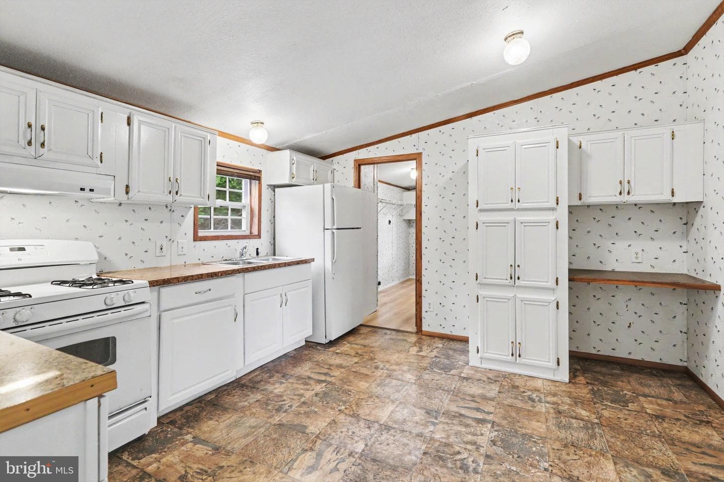 49 Meadowview Drive photo 7