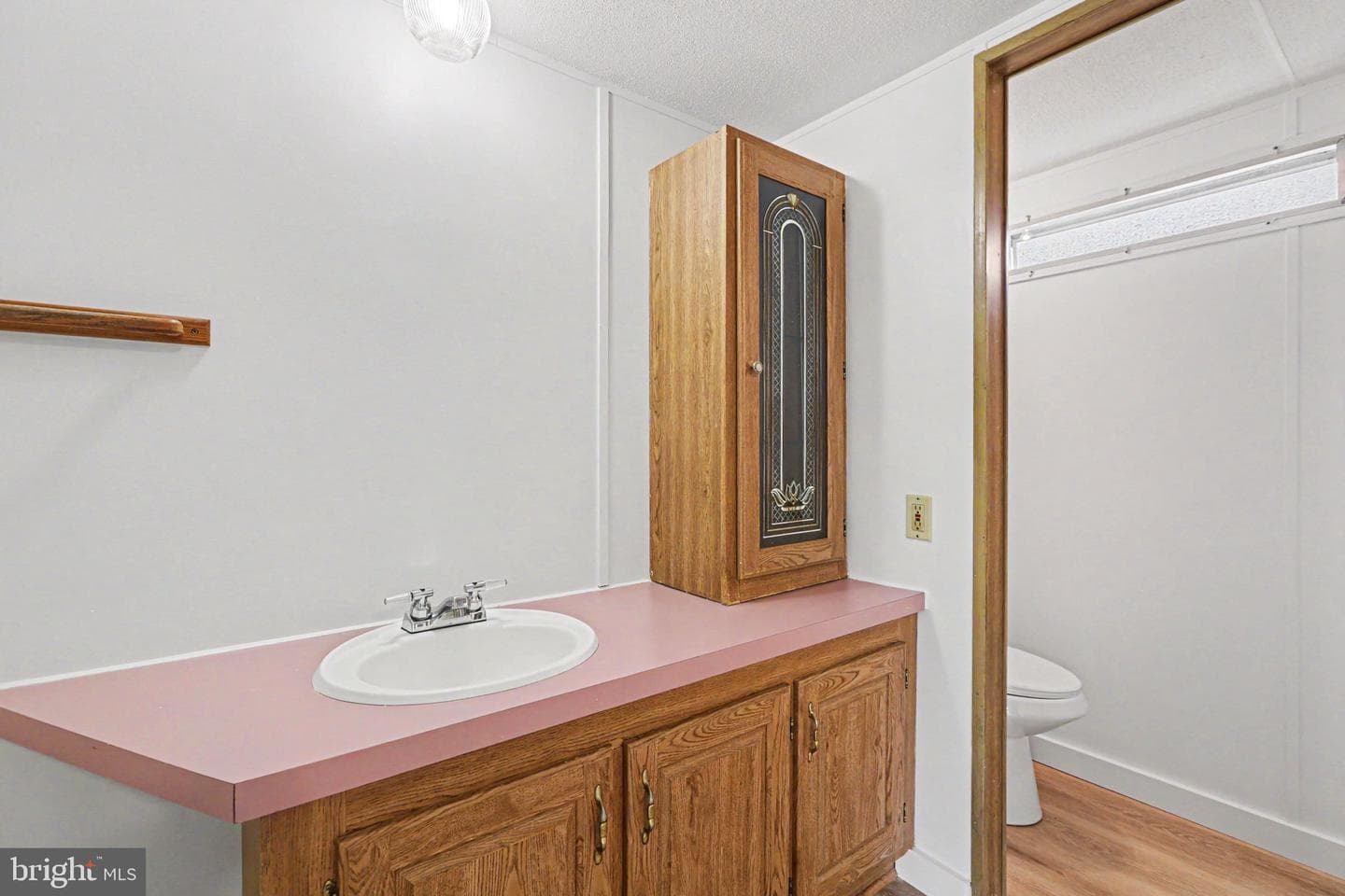 24 Meadowview Drive photo 12