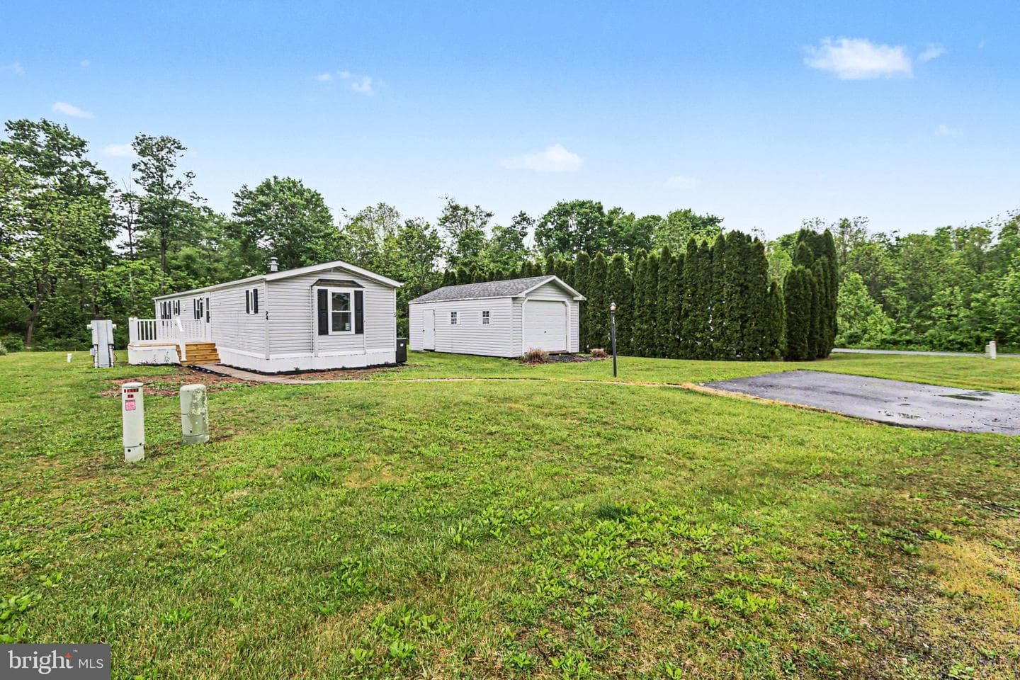 24 Meadowview Drive photo 3