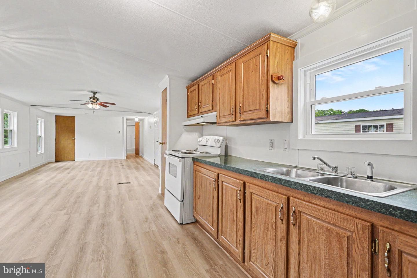 24 Meadowview Drive photo 7