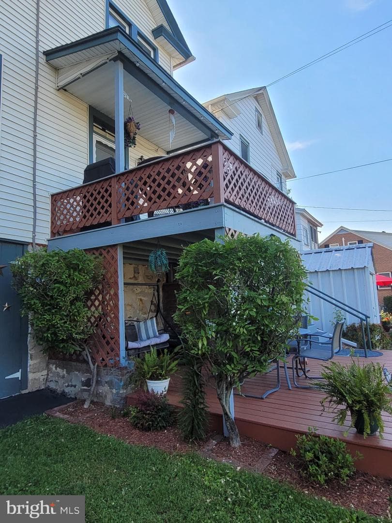 228 N 5th Street photo 9