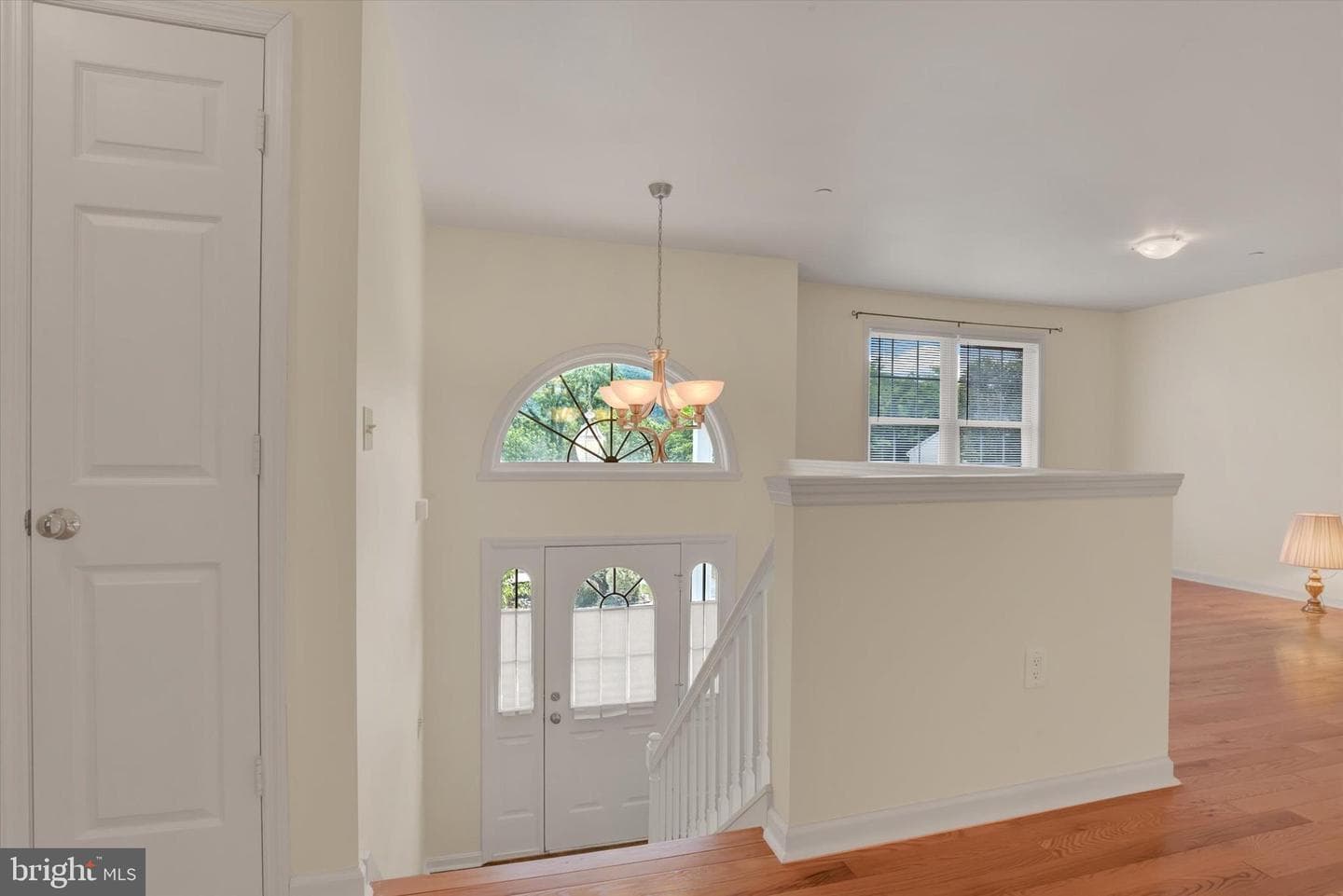 1203 Lincoln Street photo 3