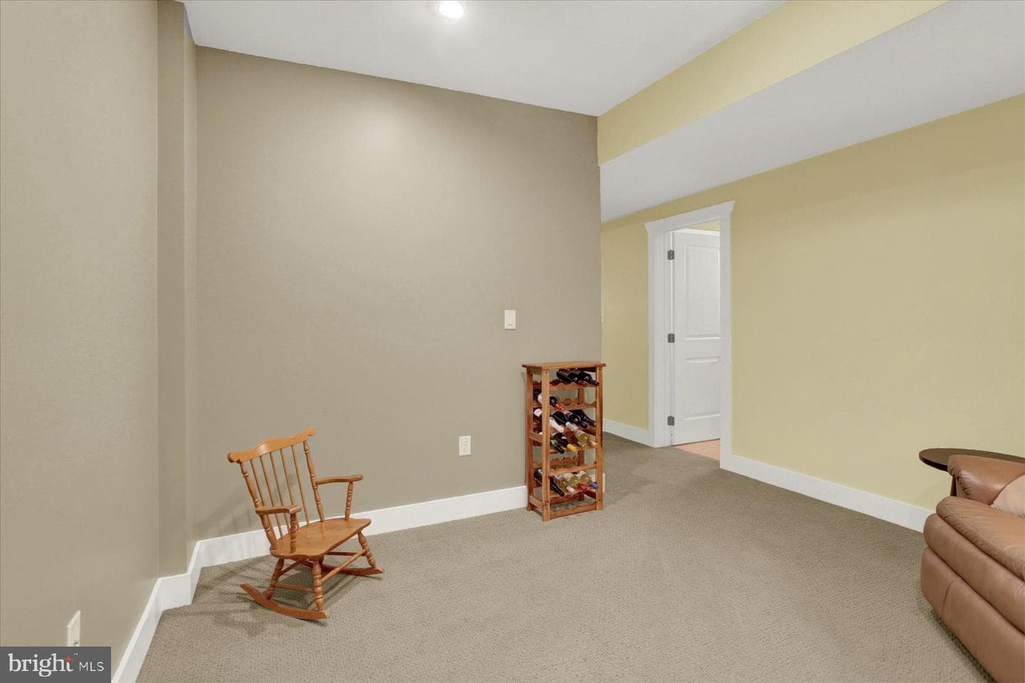 93 Franklin Court photo 44