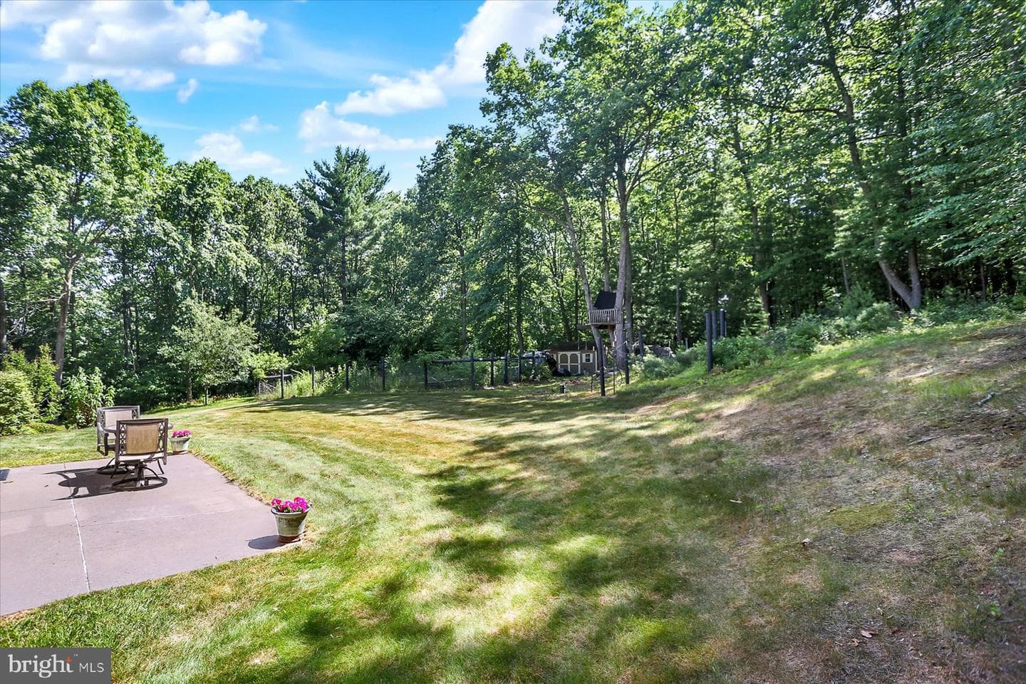 93 Franklin Court photo 55