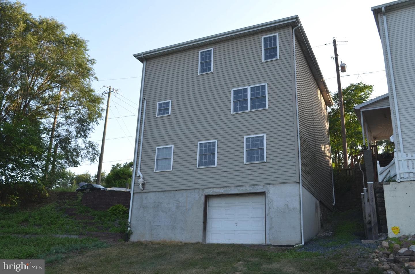 77 N Main Street photo 38