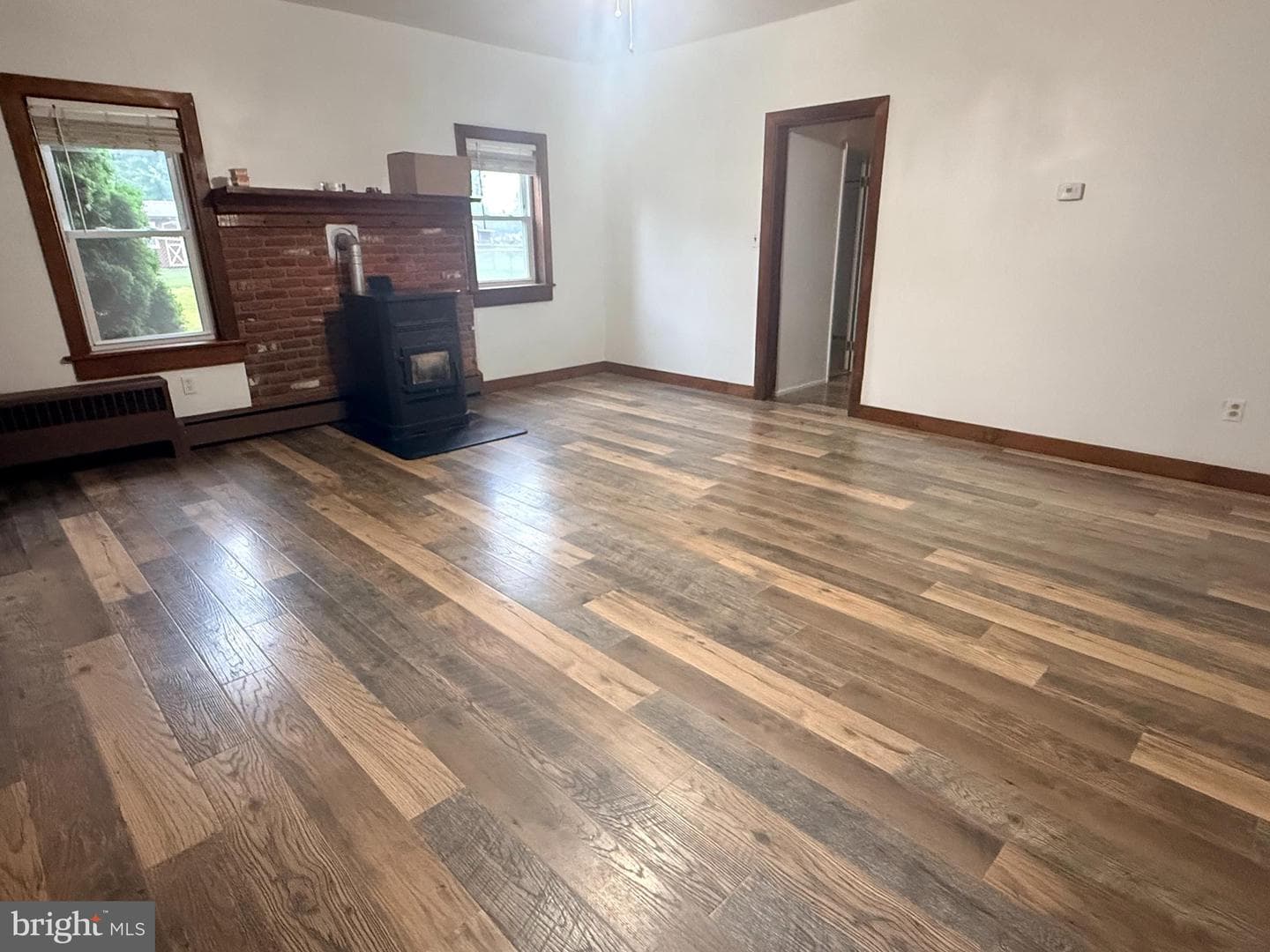 830 Freedom Street photo 10