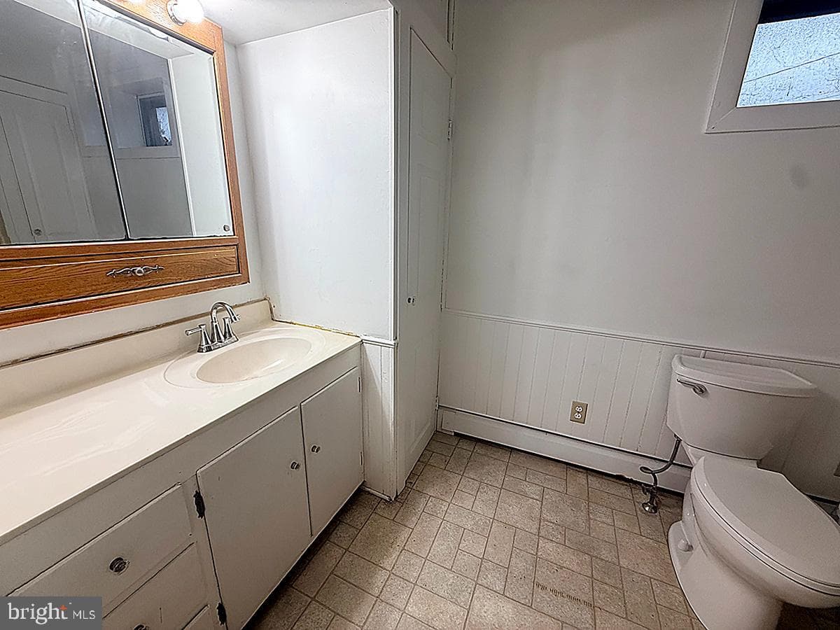 830 Freedom Street photo 20