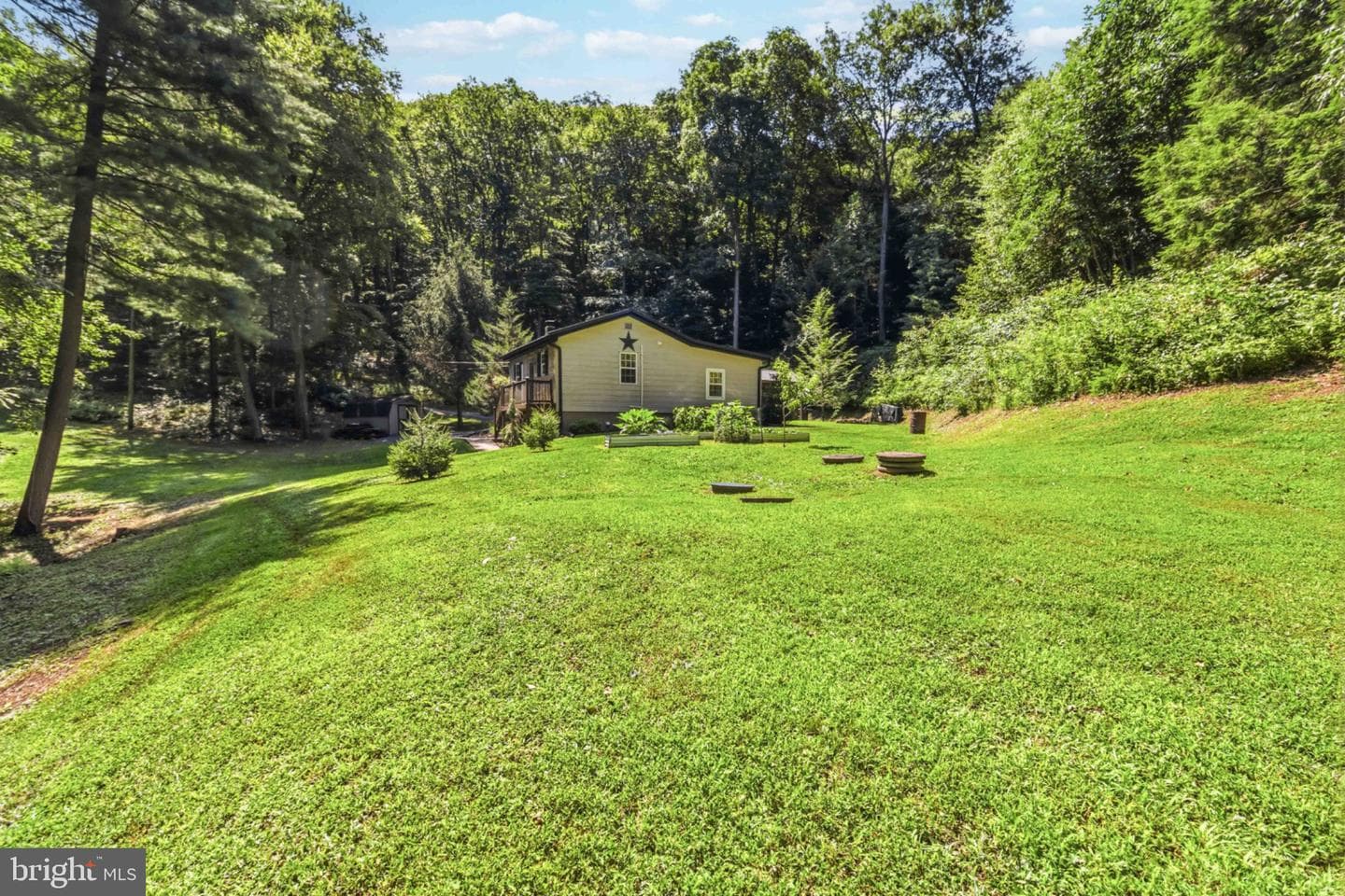 210 Laurel Lane photo 1