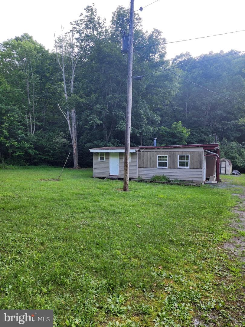 85 Couch Road photo 1