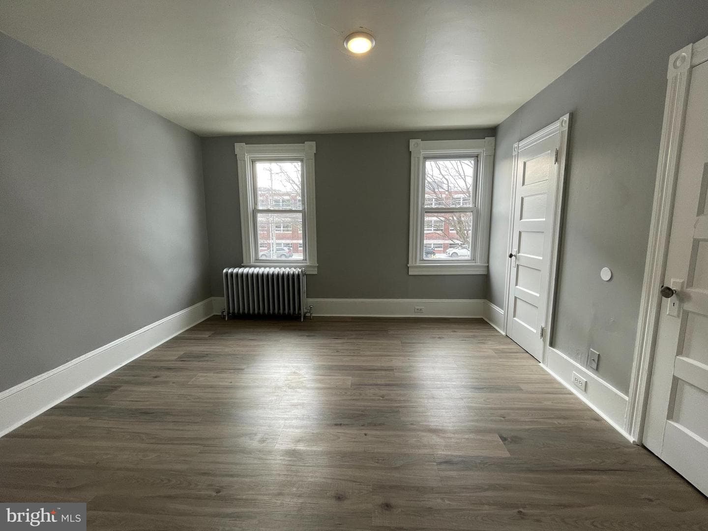 211 Parkway photo 16