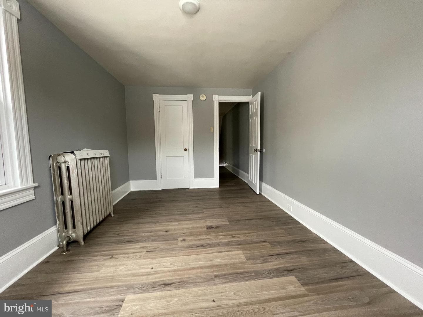 211 Parkway photo 21