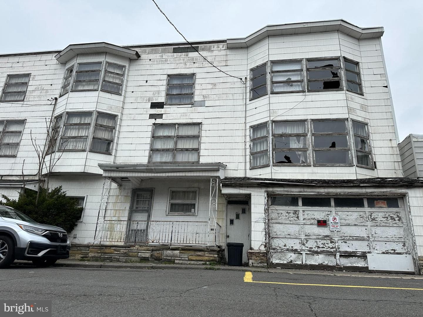 341-343 S West Street photo 2
