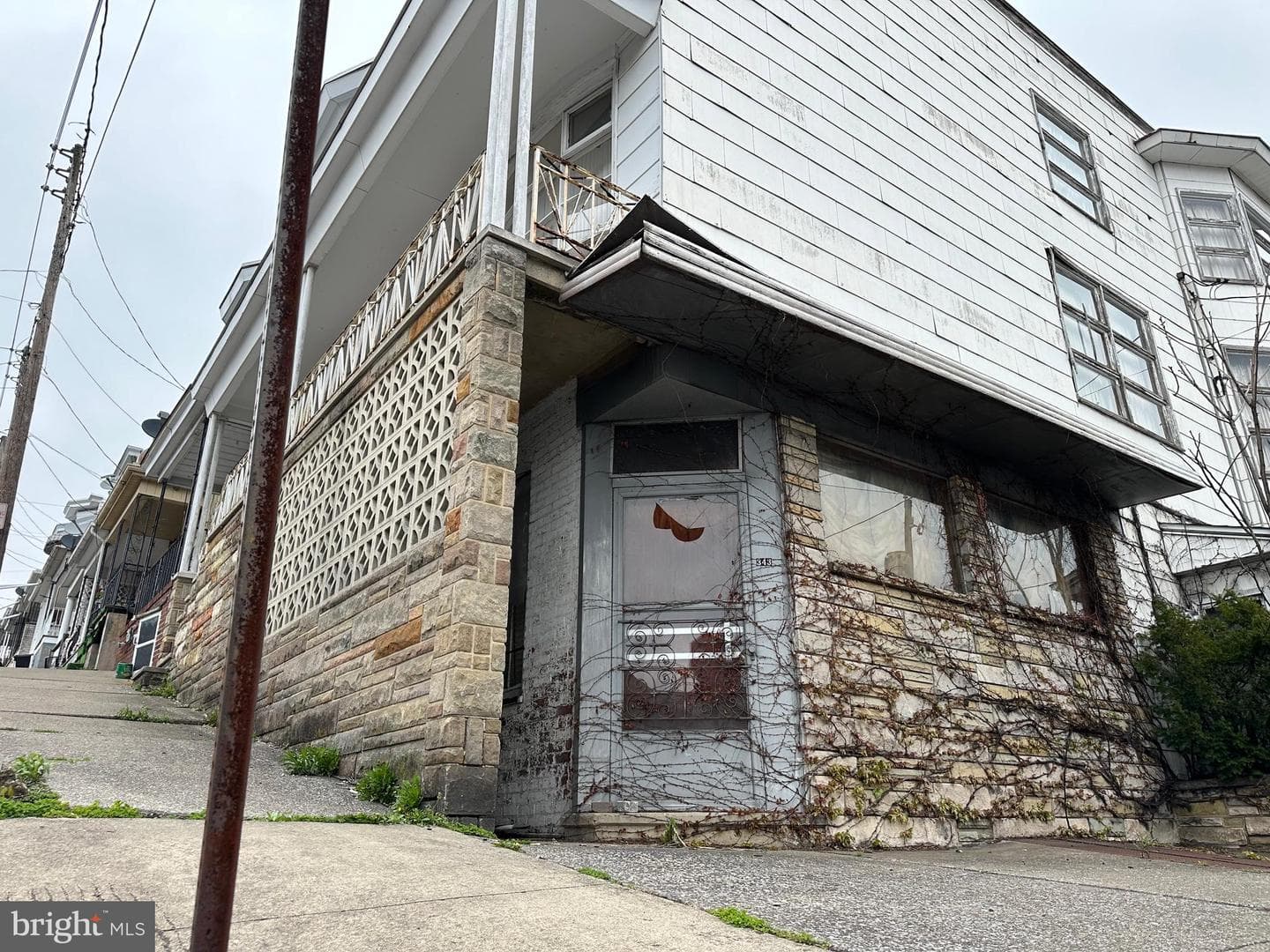 341-343 S West Street photo 4