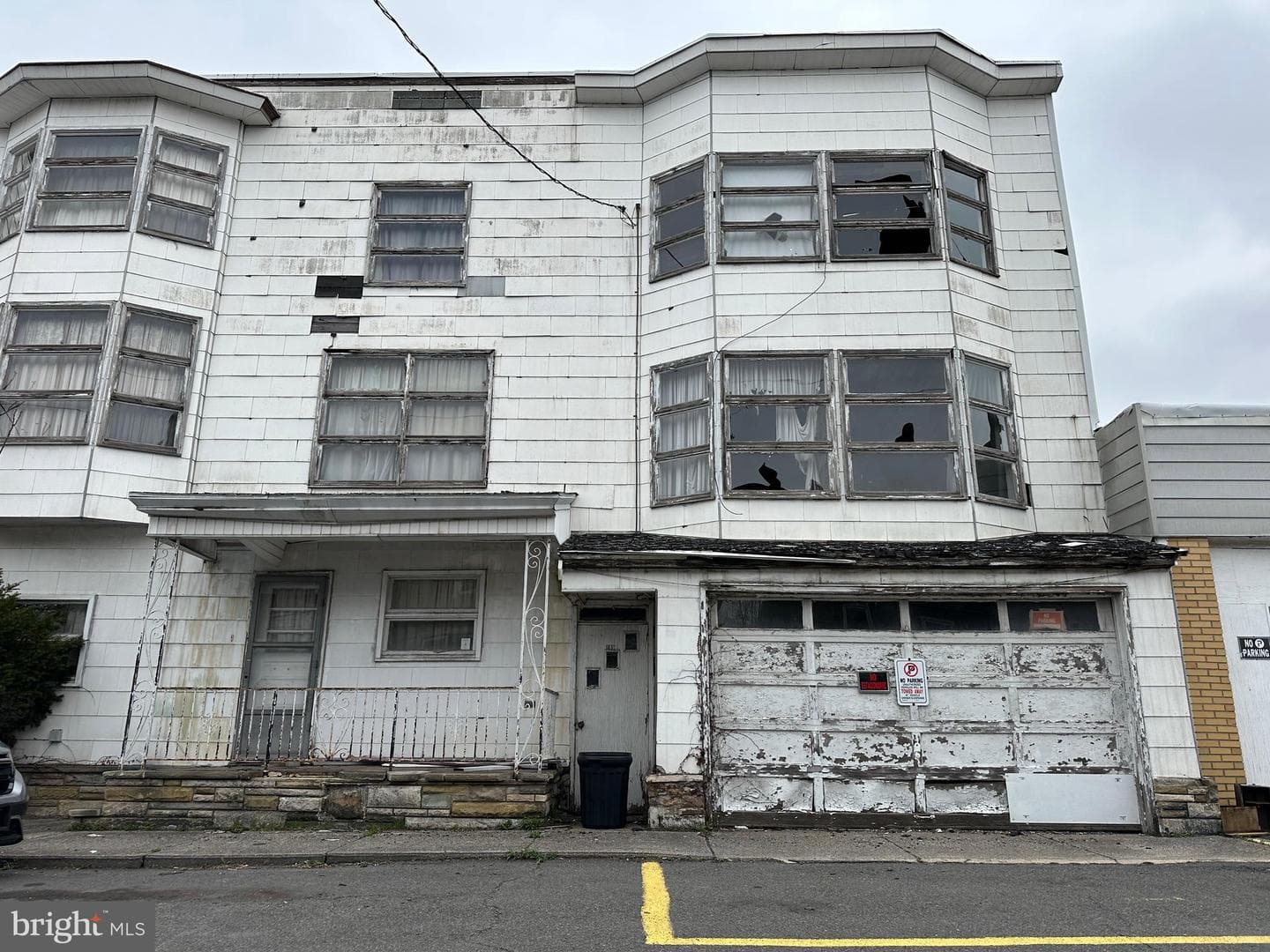 341-343 S West Street photo 6