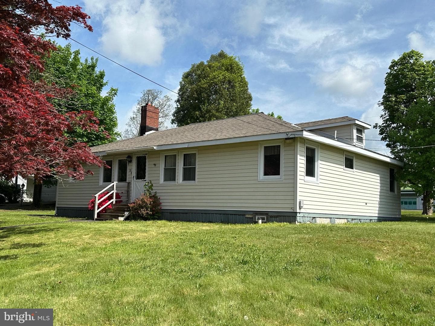 30 Hilltop Road photo 1