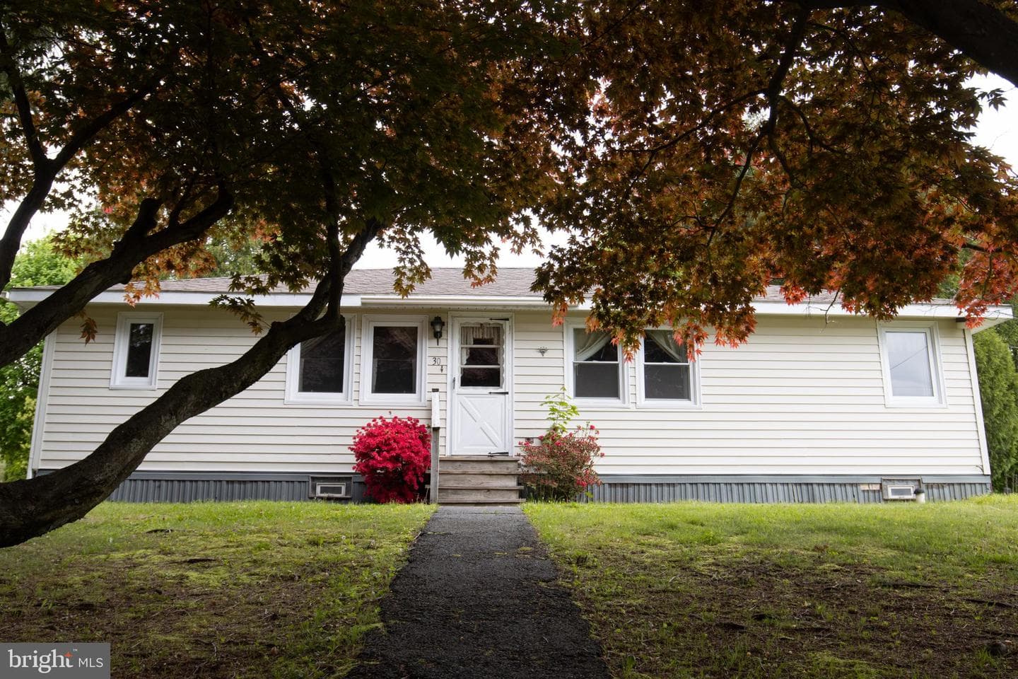 30 Hilltop Road photo 2