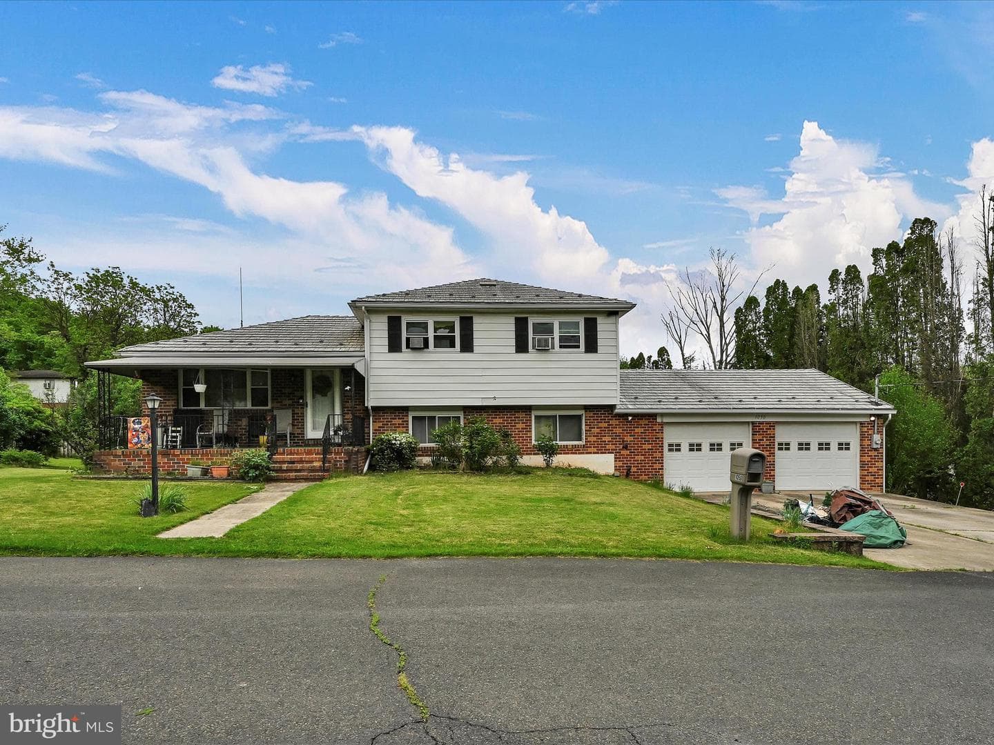 1050 E Donna Road photo 1